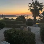 Playera Holiday home Naousa (Paros)