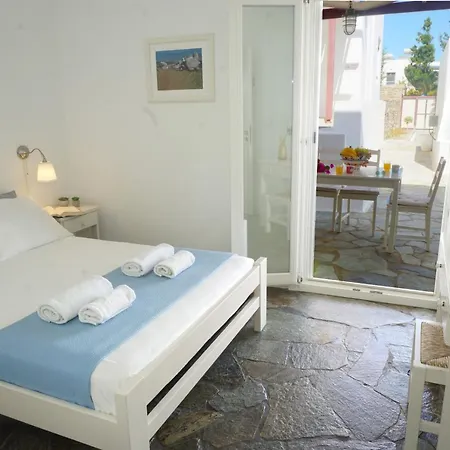 Playera Holiday home Naousa (Paros)