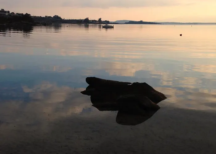 Playera Naousa (Paros)